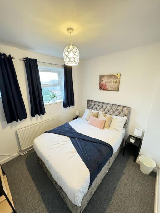 Cosy Home In Barnsley Centre ภายนอก รูปภาพ