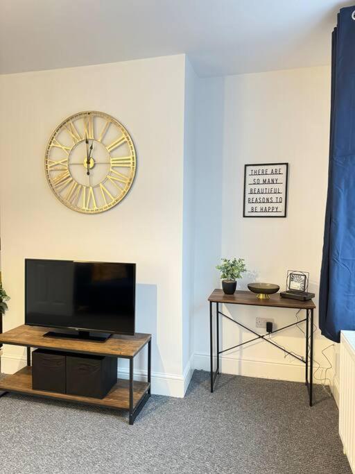 Cosy Home In Barnsley Centre ภายนอก รูปภาพ