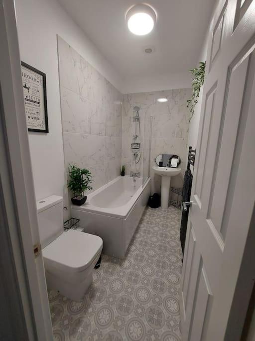 Cosy Home In Barnsley Centre ภายนอก รูปภาพ