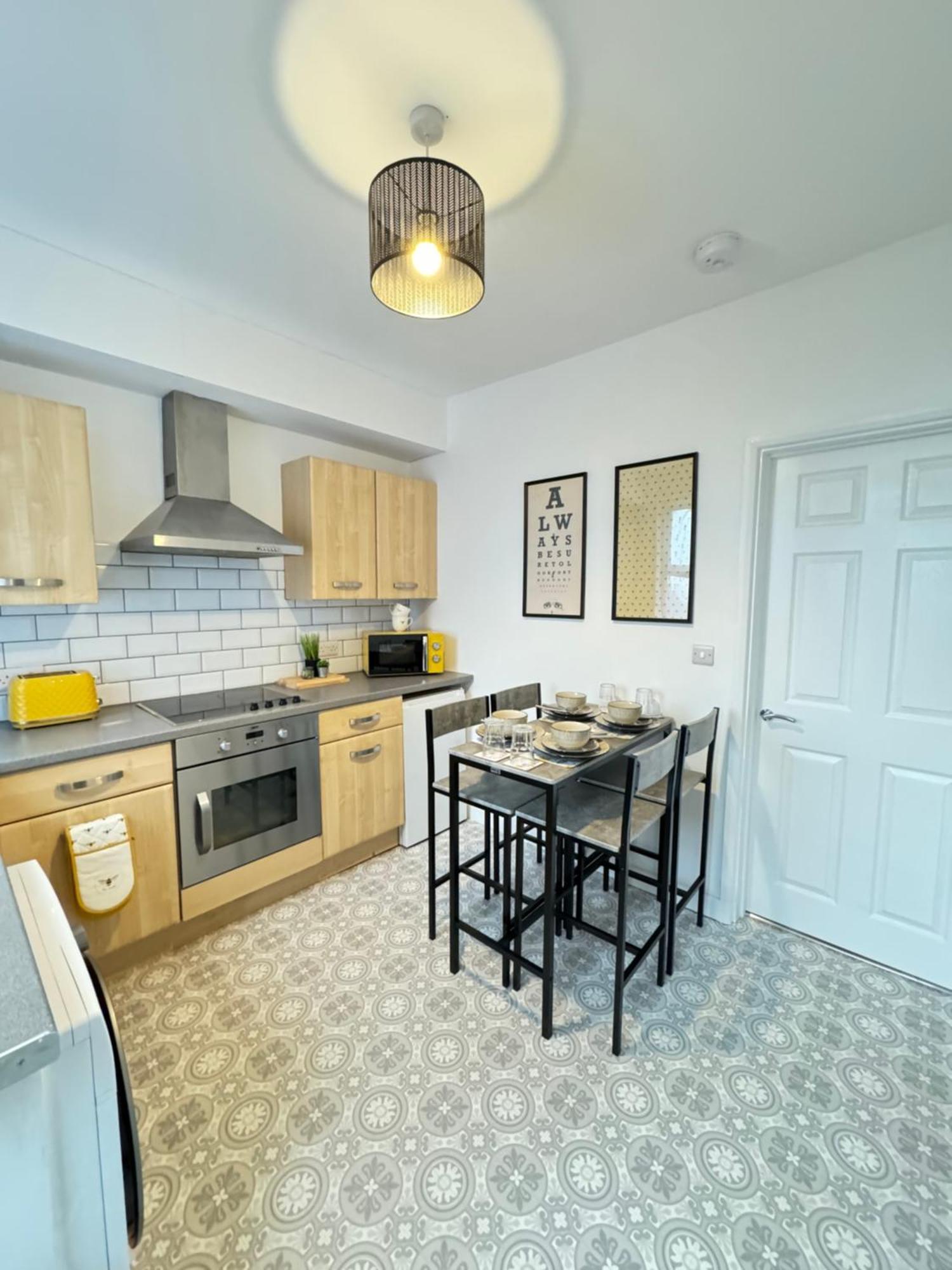 Cosy Home In Barnsley Centre ภายนอก รูปภาพ